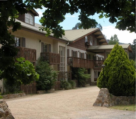 Bright Chalet - Tourism Adelaide 1