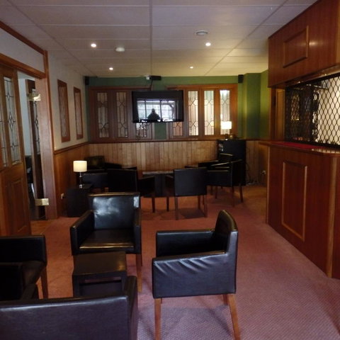 Bright Chalet - Tourism Adelaide 15