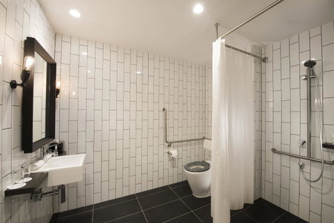 DoubleTree By Hilton Melbourne - Tourism Adelaide 38