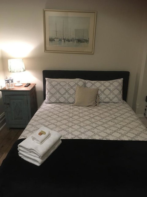 The Alexandra Hotel - Tourism Adelaide 26