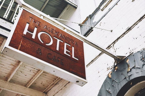 The Alexandra Hotel - Tourism Adelaide 38
