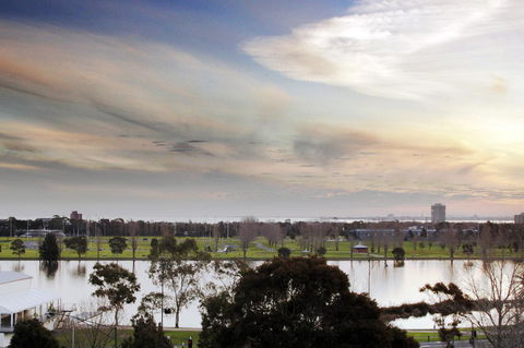 Mercure Melbourne Albert Park - Tourism Adelaide 25