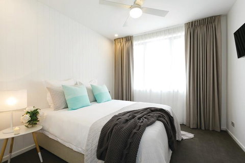 Lakes Edge Apartments - Tourism Adelaide 1