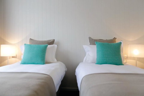 Lakes Edge Apartments - Tourism Adelaide 5