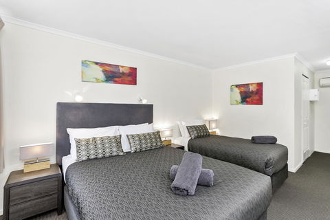 Comfort Inn Warrnambool International - Tourism Adelaide 20