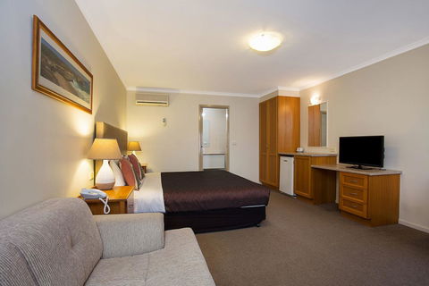 Comfort Inn Warrnambool International - Tourism Adelaide 13
