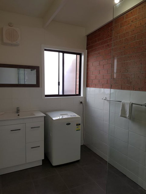 Beachcomber Holiday Units - Tourism Adelaide 16