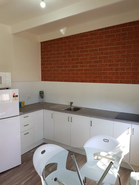 Beachcomber Holiday Units - Tourism Adelaide 12