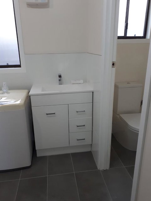 Beachcomber Holiday Units - Tourism Adelaide 8