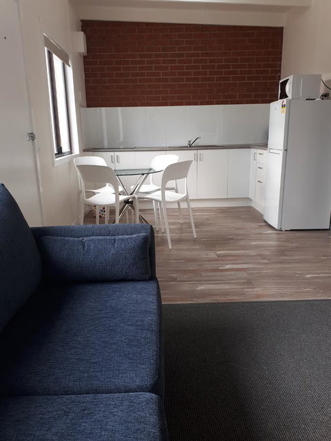 Beachcomber Holiday Units - Tourism Adelaide 11