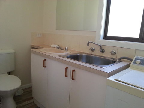 Beachcomber Holiday Units - Tourism Adelaide 20