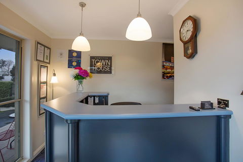 Hamilton Townhouse Motel - Tourism Adelaide 12