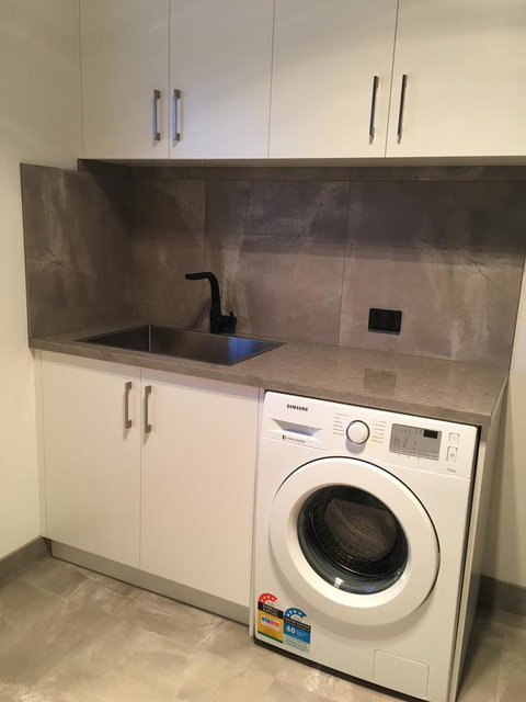 Apostle Hideaway - Central Port Campbell - Tourism Adelaide 8