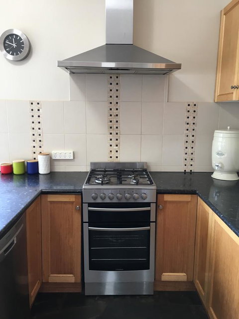 Apostle Hideaway - Central Port Campbell - Tourism Adelaide 1