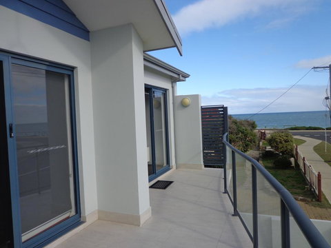 The Beach Villa Bunbury - Tourism Adelaide 2