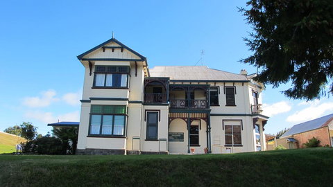 The Bischoff Hotel - Tourism Adelaide 0