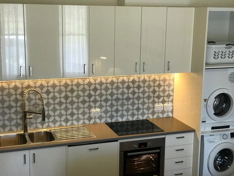 The Botanic Apartments Williamstown - Tourism Adelaide 2