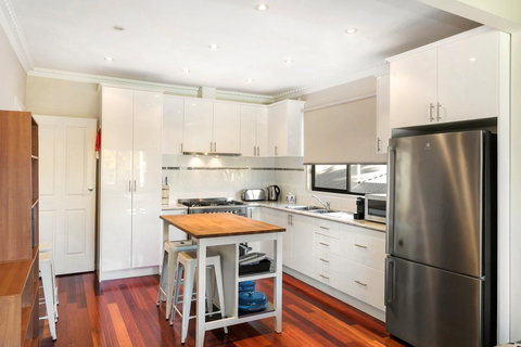 The Bud House - Tourism Adelaide 2