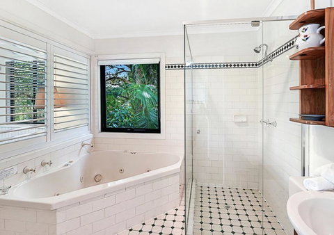 The Cottages On Mount Tamborine - Tourism Adelaide 2