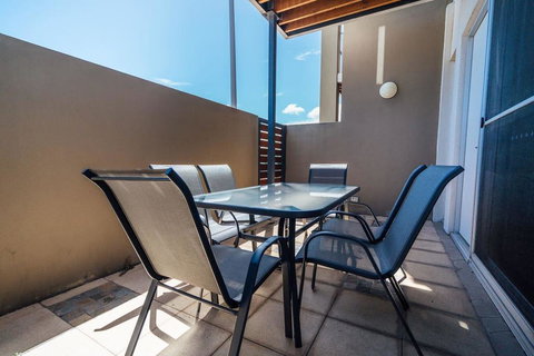 The Cove @ New Port-Pool - Spa - Sauna - Gym & More - Tourism Adelaide 3