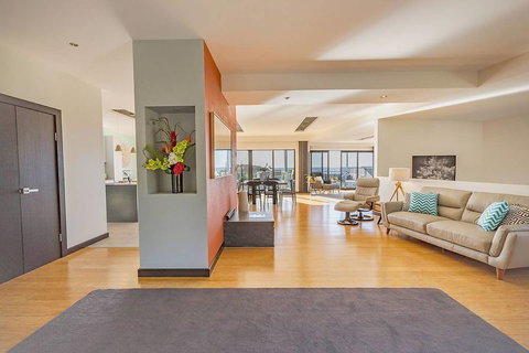 The Cove Bay Of Fires - Tourism Adelaide 0