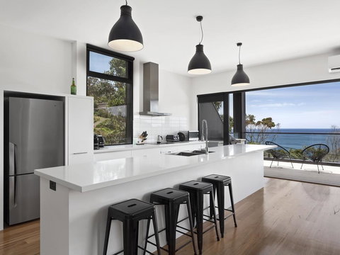 The Cube - Striking Architectural Showpiece - Tourism Adelaide 2