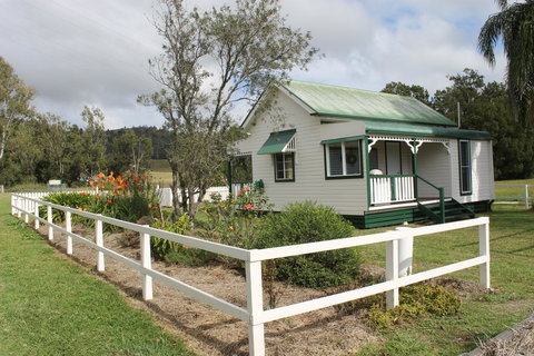 The Dollhouse Cottage - Tourism Adelaide 1