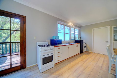 The Hillside Cottage - Tourism Adelaide 1