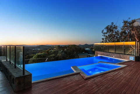 The Pinnacle At One Mile Ridge - Tourism Adelaide 1