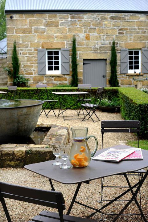 The Red Feather Inn - Tourism Adelaide 3