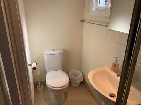 Thornleigh Garden View, Comfortable & Tranquil - Tourism Adelaide 3