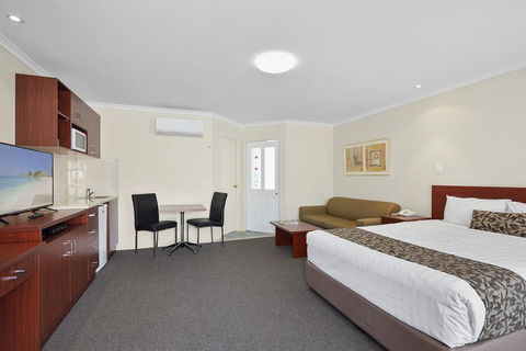 Thunderbird Motel Yass - Tourism Adelaide 1