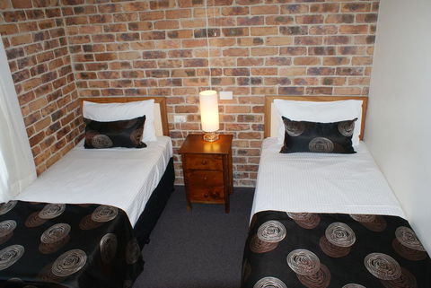 Toowong Villas - Tourism Adelaide 2