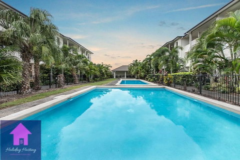 Townsville Luxury Spacious Apt 3 BR-2BTH Pools - Tourism Adelaide 0