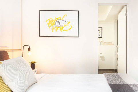 Trendy Loft Near Smith St. With Cosy Courtyard And Parking - Tourism Adelaide 1