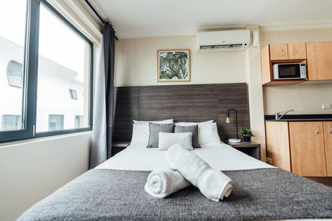 UNO Hotel Sydney - Tourism Adelaide 0