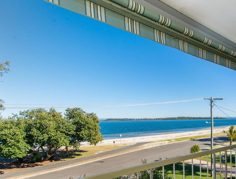 VIEWS VIEWS VIEWS! Front Top Floor Waterfront Unit - Chnook Apartments South Esp, Bongaree - Tourism Adelaide 0