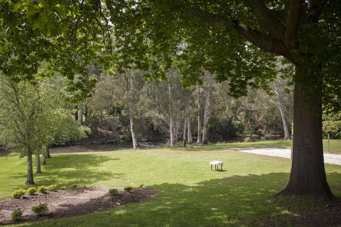 Oscar\'s On The Yarra - Tourism Adelaide 6