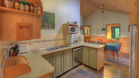 Aspens Springs Farmstay - Tourism Adelaide 2