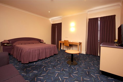 Mitchell River Tavern - Tourism Adelaide 29