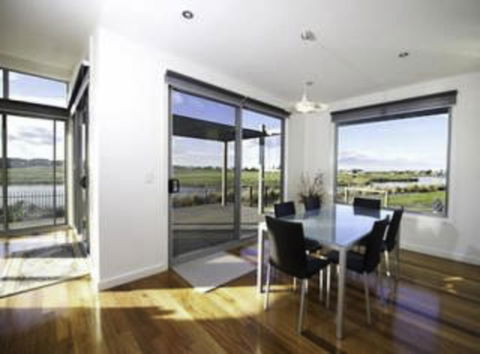 19 Glen Eagles Close - Tourism Adelaide 1