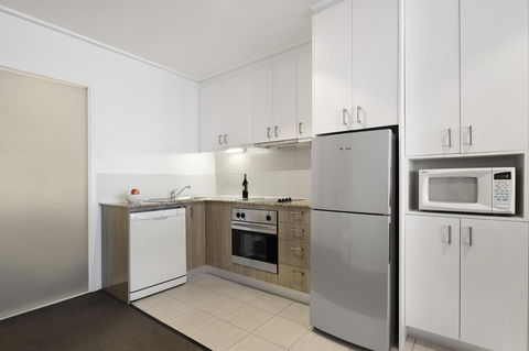 Quest Jolimont - Tourism Adelaide 3