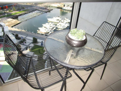 Harbour Escape Apartments Docklands - Tourism Adelaide 1
