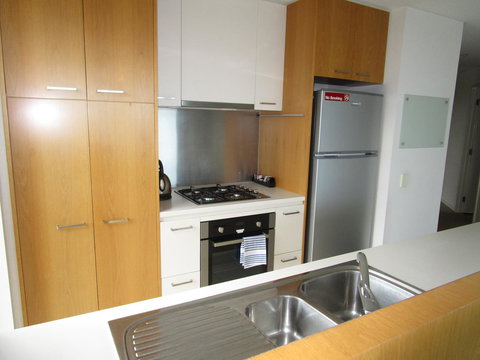 Harbour Escape Apartments Docklands - Tourism Adelaide 2