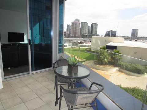 Harbour Escape Apartments Docklands - Tourism Adelaide 18