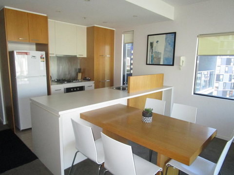 Harbour Escape Apartments Docklands - Tourism Adelaide 9