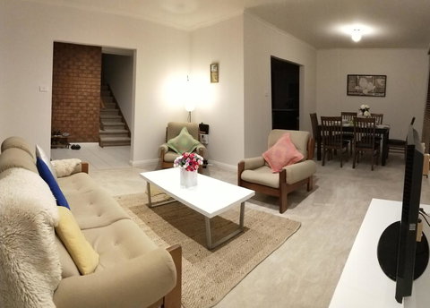 The Gallery Hours - Tourism Adelaide 10