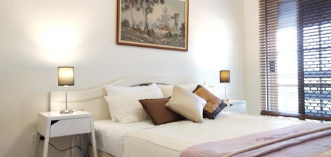 The Gallery Hours - Tourism Adelaide 2