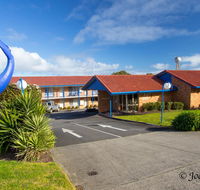 Blue Whale Motor Inn  Apartments - Tourism Adelaide