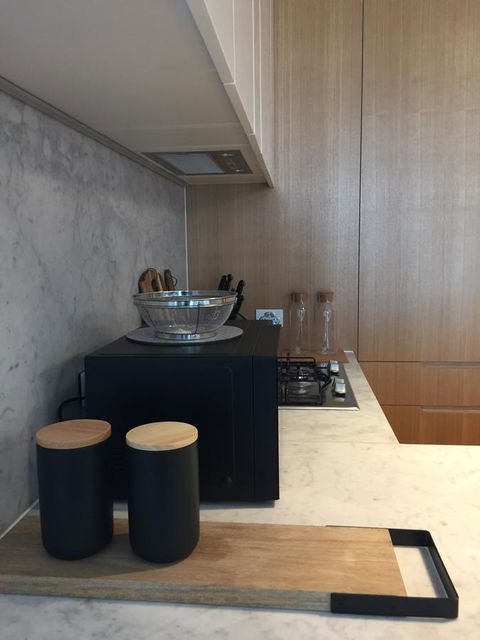ReadySet Apartments At Lighthouse - Tourism Adelaide 12